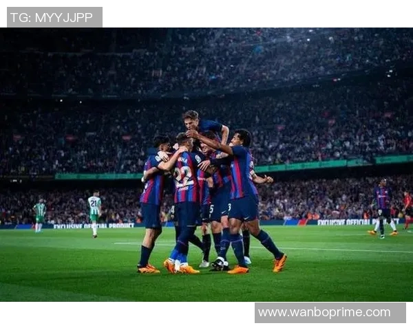 亚马尔与拉菲尼亚齐聚巴萨合练期待共同出战毕尔巴鄂挑战