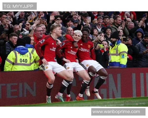 天空体育报道曼联冬季引援可能性低夏季目标若提前或将引进